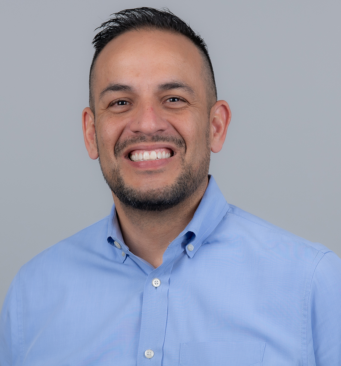 Elvis Moya - Athletics - Arkansas Razorbacks